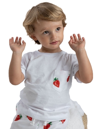 Sale T-shirt Strawberries